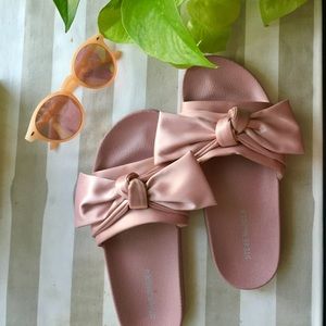 Steve Madden Pink Slides